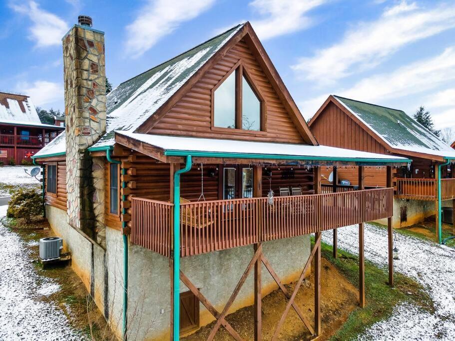 Cabin With New Hot Tub, Near Dollywood .2Bd.2Ba.Sleeps6.Bbq Sevierville Luaran gambar