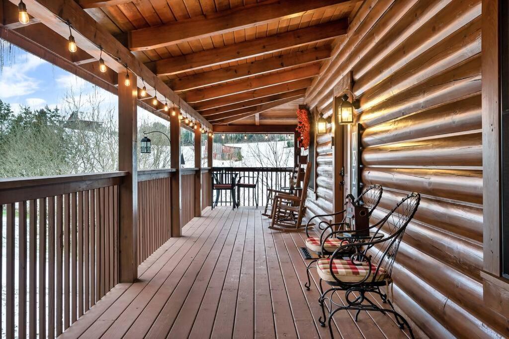 Cabin With New Hot Tub, Near Dollywood .2Bd.2Ba.Sleeps6.Bbq Sevierville Luaran gambar